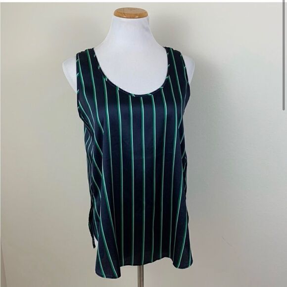 Banana republic silk navy with green pinstripe tank top Size small - Picture 2 of 8